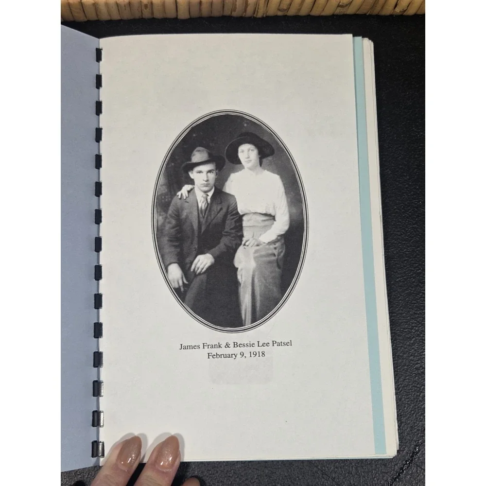 1993 James Frank & Bessie Lee Settles Patsel Family Recipes Cookbook Roanoke, VA